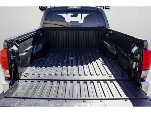 Used 2019 Toyota Tacoma SR5 image 27