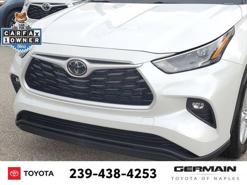 Certified 2024 Toyota Highlander LE FWD image 14