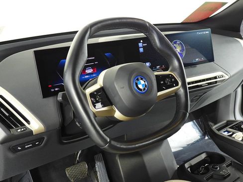 Used 2023 BMW iX xDrive50 w/ Sport Package image 30