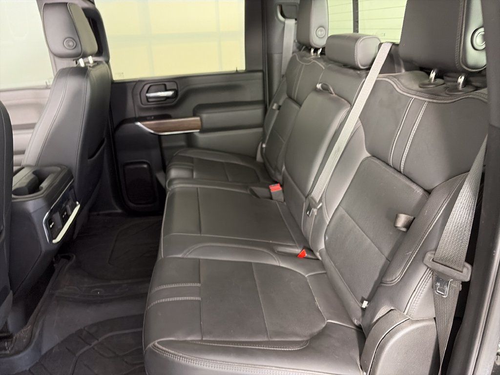 Used 2022 Chevrolet Silverado 3500 High Country AWD/4WD image 13