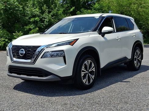 Used 2021 Nissan Rogue SV AWD/4WD image 2