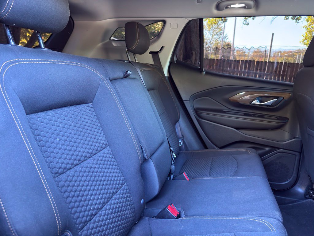 Used 2020 GMC Terrain SLE FWD image 26