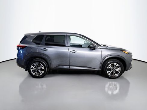 Used 2023 Nissan Rogue SV image 11