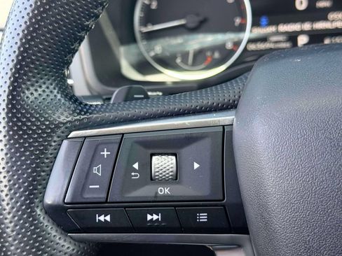 Used 2024 Mitsubishi Outlander SE FWD image 24