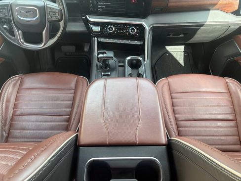 Used 2023 GMC Sierra 1500 Denali Ultimate image 2