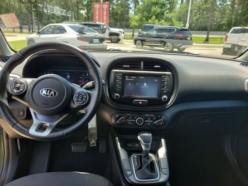 Used 2020 Kia Soul X-Line FWD image 17