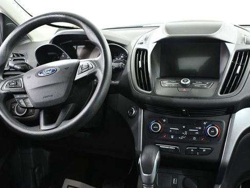 Used 2019 Ford Escape SE image 8