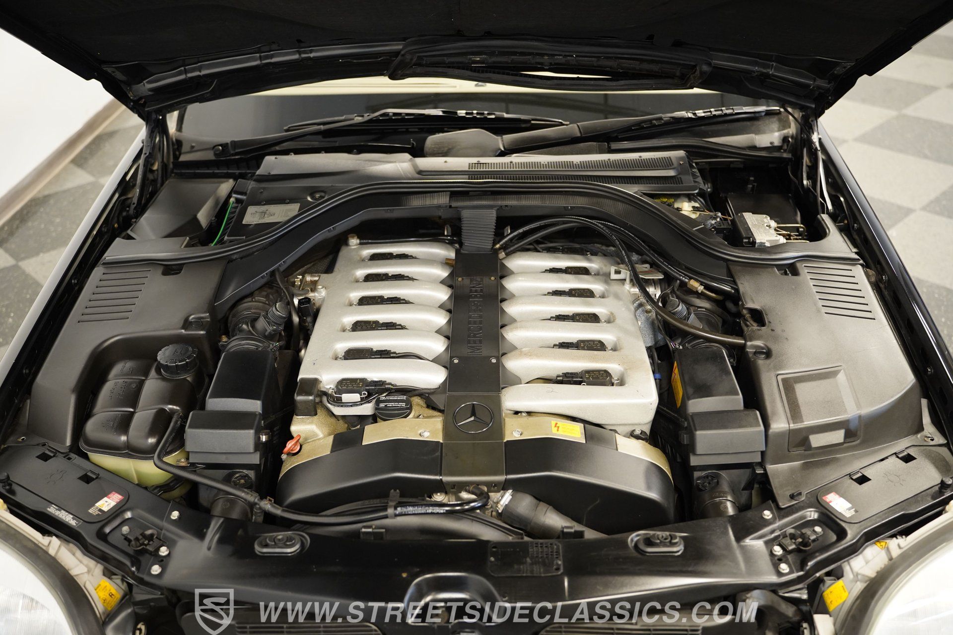 Used 1999 Mercedes-Benz CL 600 image 4