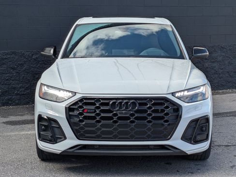 Certified 2023 Audi SQ5 Prestige w/ Prestige Package AWD/4WD image 2