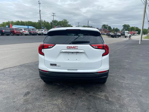 Used 2018 GMC Terrain SLE w/ Driver Convenience Package FWD image 5