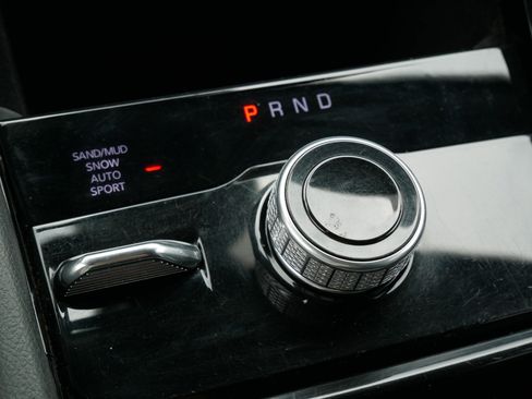 Used 2021 Jeep Grand Cherokee L Limited AWD/4WD image 24