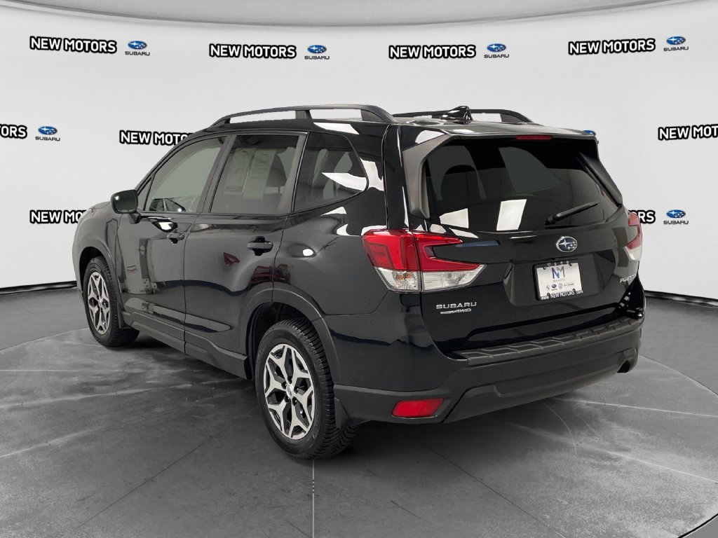 Used 2019 Subaru Forester Premium AWD/4WD image 2