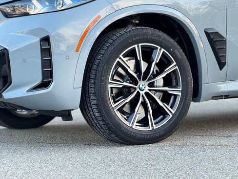 New 2026 BMW X5 xDrive40i w/ M Sport Package image 2