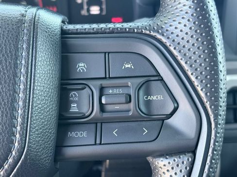 Used 2024 Toyota Tacoma SR5 AWD/4WD image 13