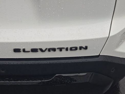 Used 2026 GMC Terrain Elevation w/ Elevation Premium Package image 8