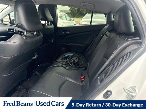 Used 2021 Toyota Prius Prime XLE FWD image 27