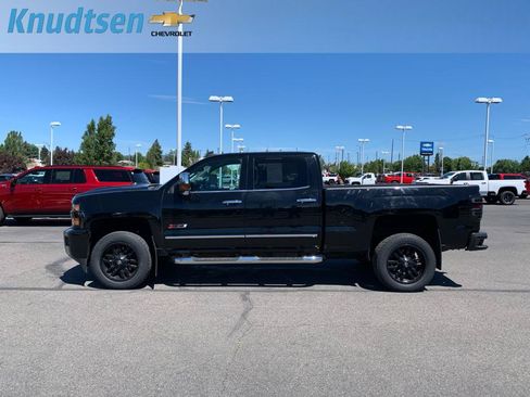 Used 2018 Chevrolet Silverado 2500 LTZ w/ Custom Sport Edition AWD/4WD image 4