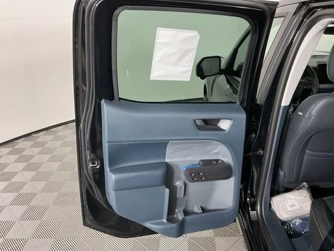 New 2025 Ford Maverick Lobo image 29