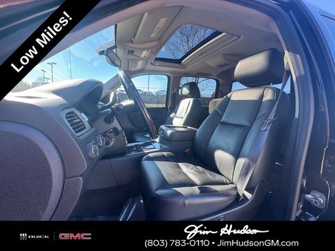 Used 2011 GMC Sierra 3500 Denali w/ Suspension Package, Off-Road image 6