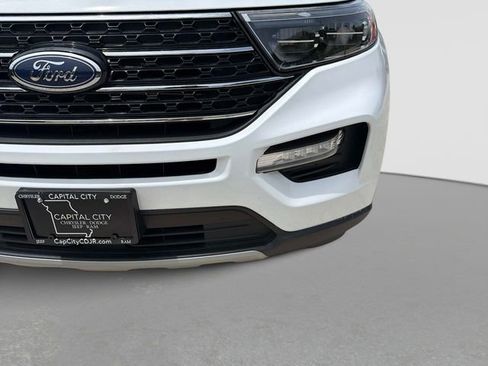 Used 2020 Ford Explorer XLT w/ Equipment Group 202A AWD/4WD image 10