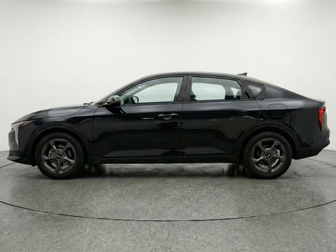 Used 2025 Kia K4 FWD image 5