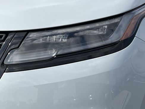 Certified 2025 Land Rover Range Rover Velar Dynamic HSE image 14