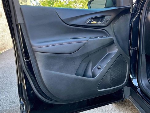 Used 2024 Chevrolet Equinox RS image 22