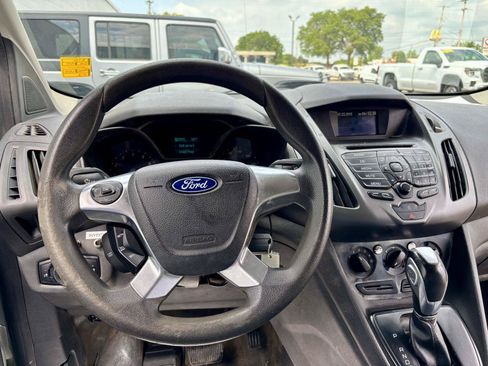 Used 2016 Ford Transit Connect XL FWD image 3