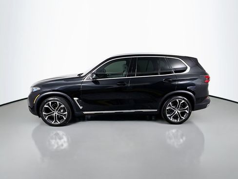 Used 2025 BMW X5 xDrive40i w/ Premium Package AWD/4WD image 8