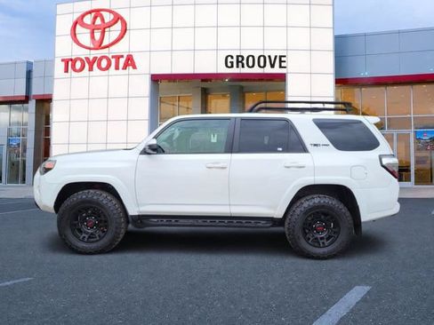 Used 2019 Toyota 4Runner TRD Pro AWD/4WD image 2