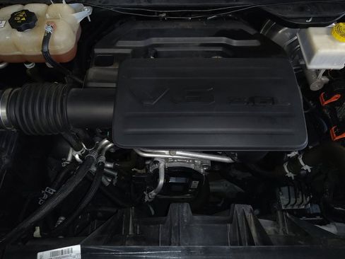 Used 2022 RAM 1500 Big Horn RWD image 30