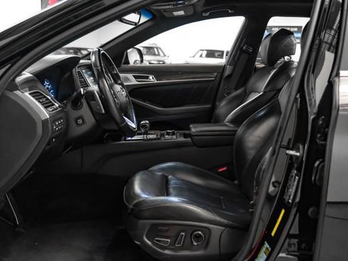 Used 2018 Genesis G80 3.3T Sport RWD image 4