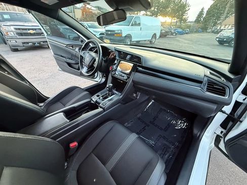 Used 2021 Honda Civic Sport image 23