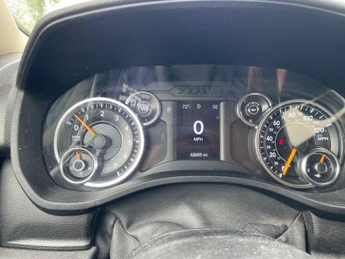 Used 2019 RAM 1500 Tradesman AWD/4WD image 11
