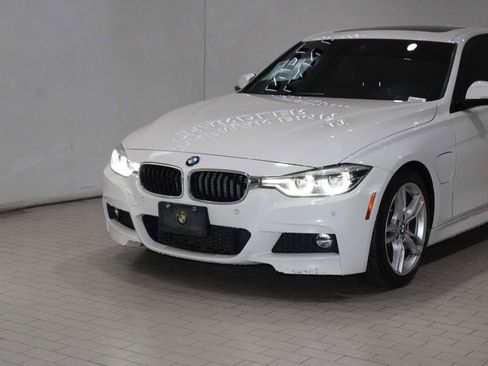 Used 2018 BMW 330e w/ M Sport Package image 2