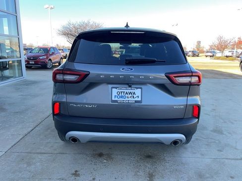 Used 2024 Ford Escape Platinum image 6