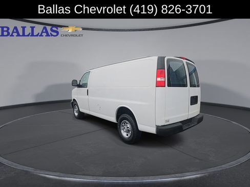 Certified 2016 Chevrolet Express 2500 image 7