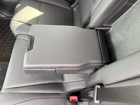 Certified 2025 Mercedes-Benz GLS 450 4MATIC image 17