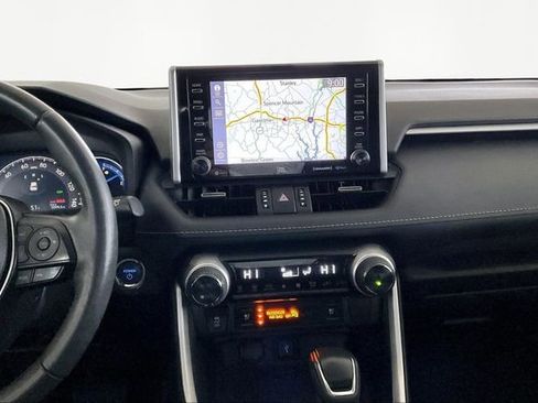 Used 2021 Toyota RAV4 Limited image 9