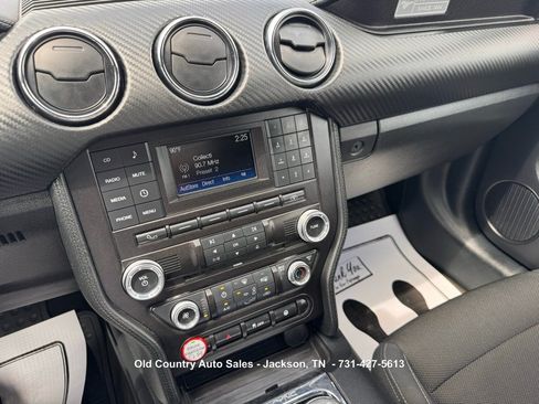 Used 2016 Ford Mustang Coupe RWD image 16