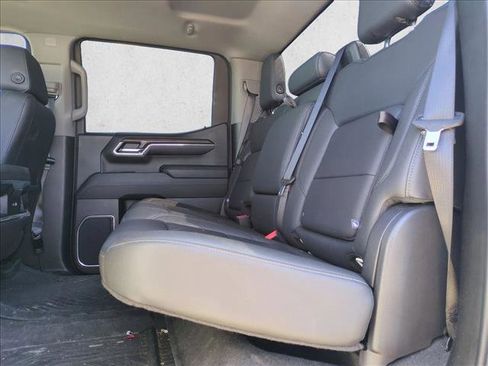 Used 2024 GMC Sierra 1500 SLT image 14