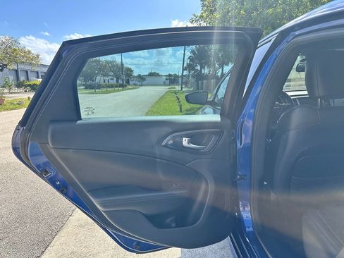 Used 2016 Chrysler 200 S w/ Navigation & Sound Group I image 25
