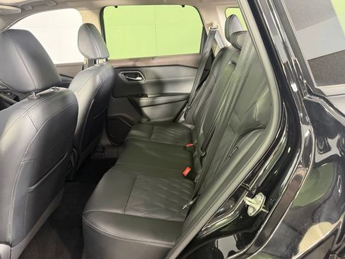Used 2023 Nissan Rogue Platinum w/ Platinum Premium Package FWD image 27