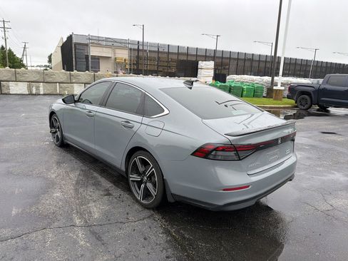 Used 2024 Honda Accord Sport image 4