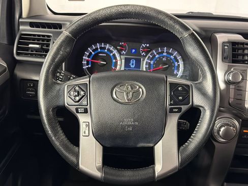 Used 2014 Toyota 4Runner SR5 RWD image 23