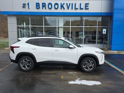 New 2025 Chevrolet Trax LT w/ Driver Confidence Package