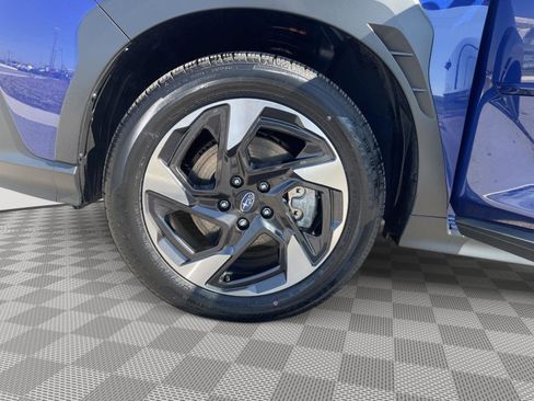 Used 2025 Subaru Crosstrek 2.5i Limited w/ Crosstrek Mirror Package image 12