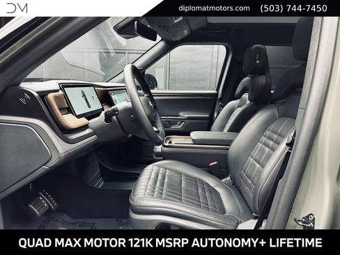Used 2026 Rivian R1T Premium AWD/4WD image 17