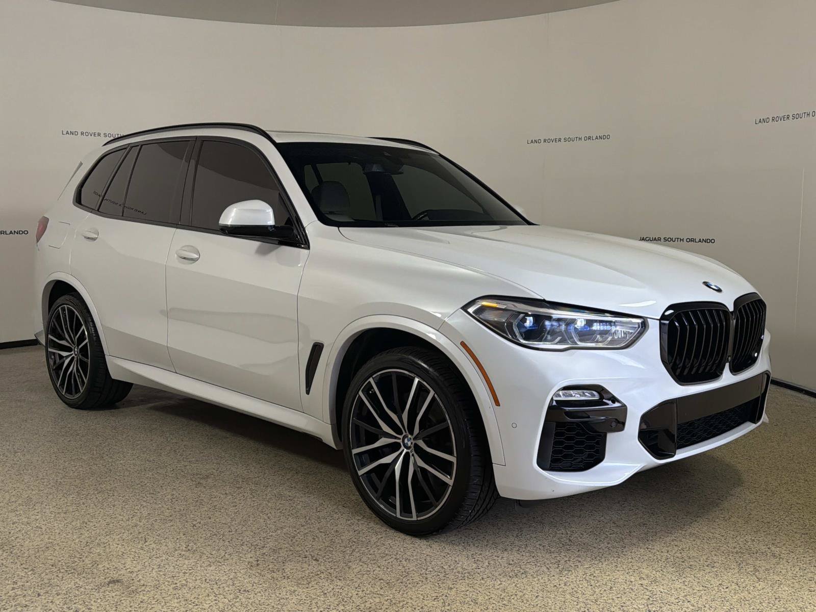 Used 2021 BMW X5 M50i w/ Executive Package AWD/4WD image 7