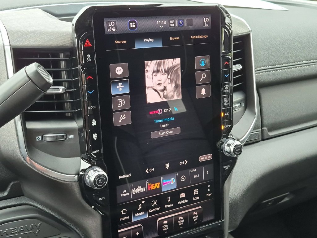 New 2027 RAM 2500 Laramie AWD/4WD image 22